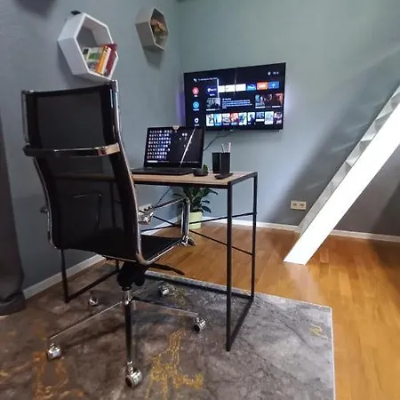 Apartment Tiny House, Kesk Loft *