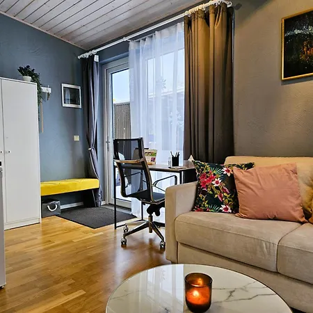 Tiny House, Kesk Loft * Tartu